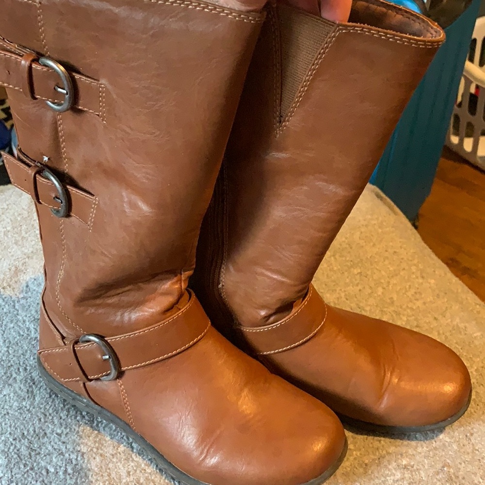 Tan BOC zip up boots